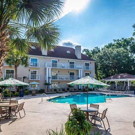 Palmera Inn And Suites Hilton Head Island Exterior photo