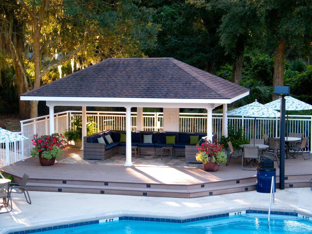 Palmera Inn And Suites Hilton Head Island Exterior photo