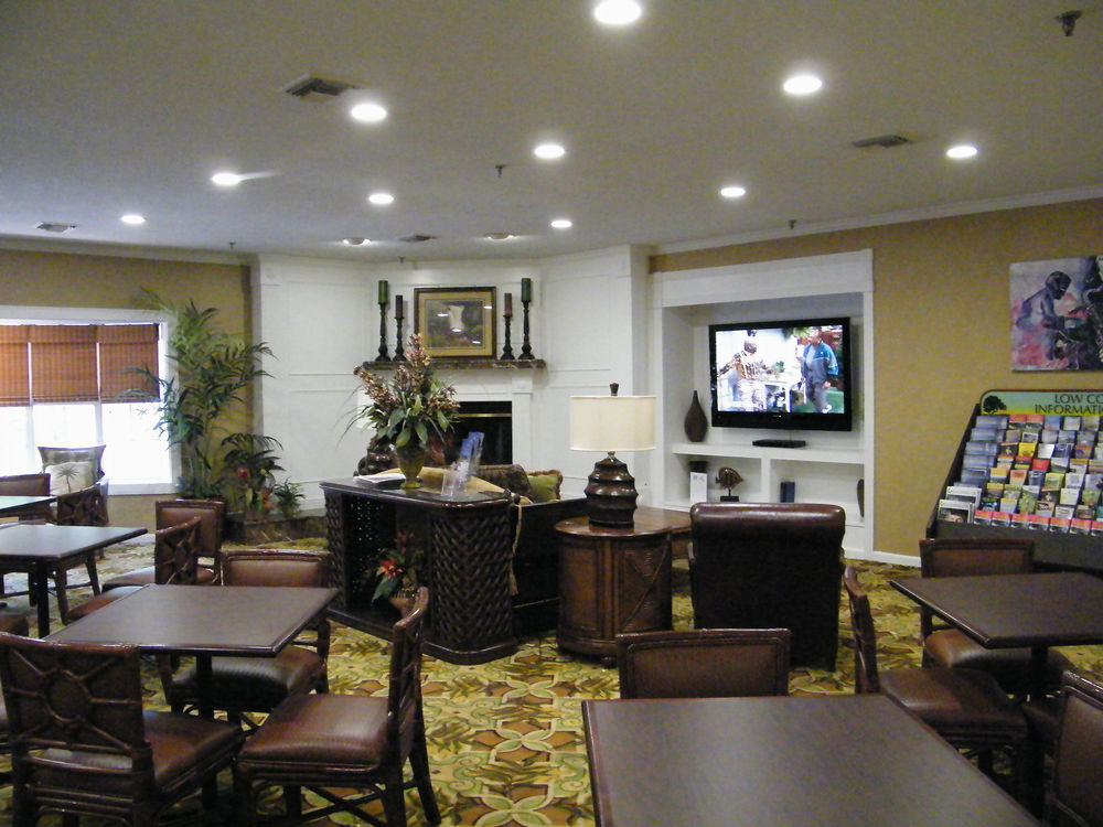 Palmera Inn And Suites Hilton Head Island Exterior photo