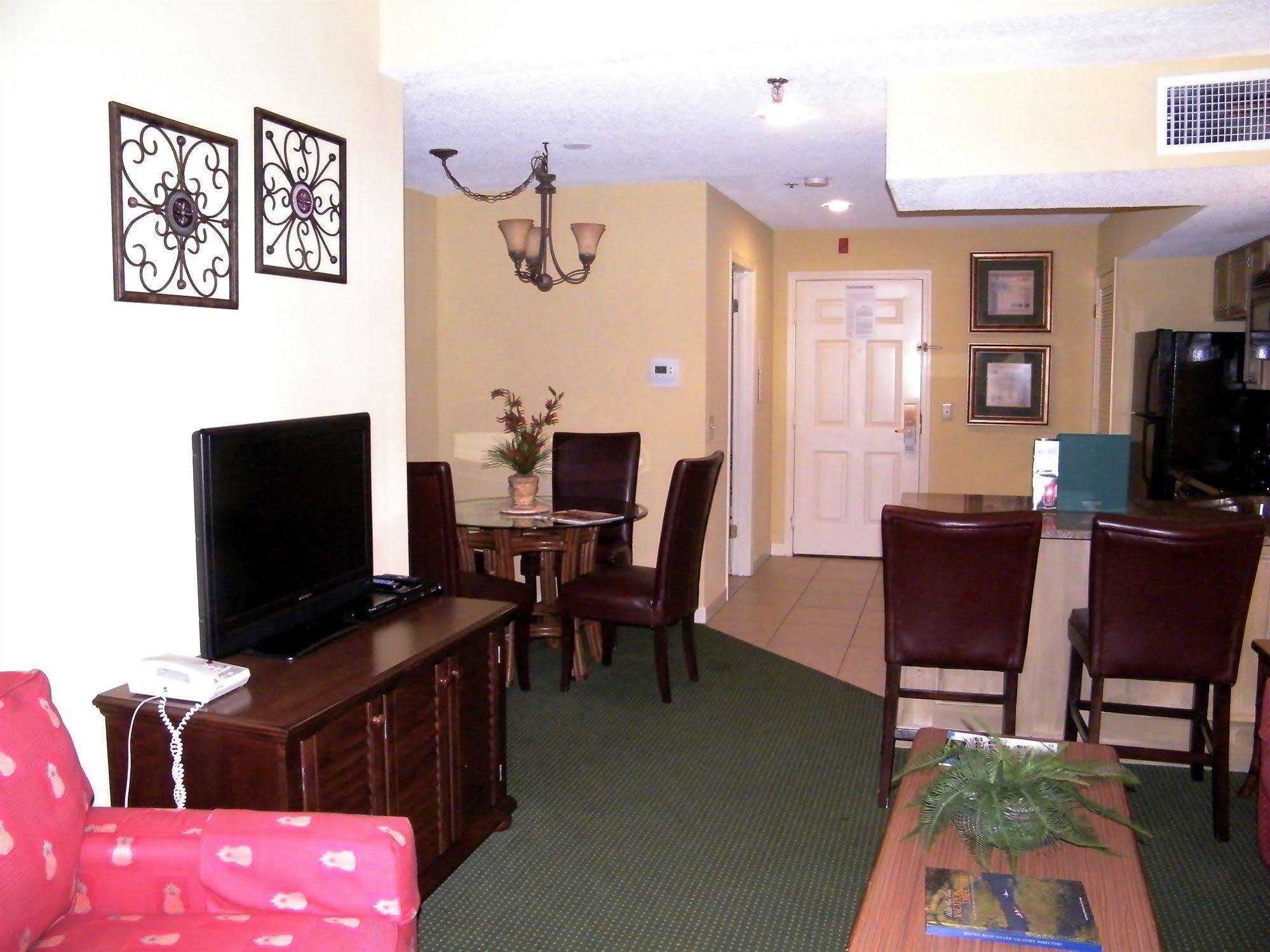 Palmera Inn And Suites Hilton Head Island Exterior photo