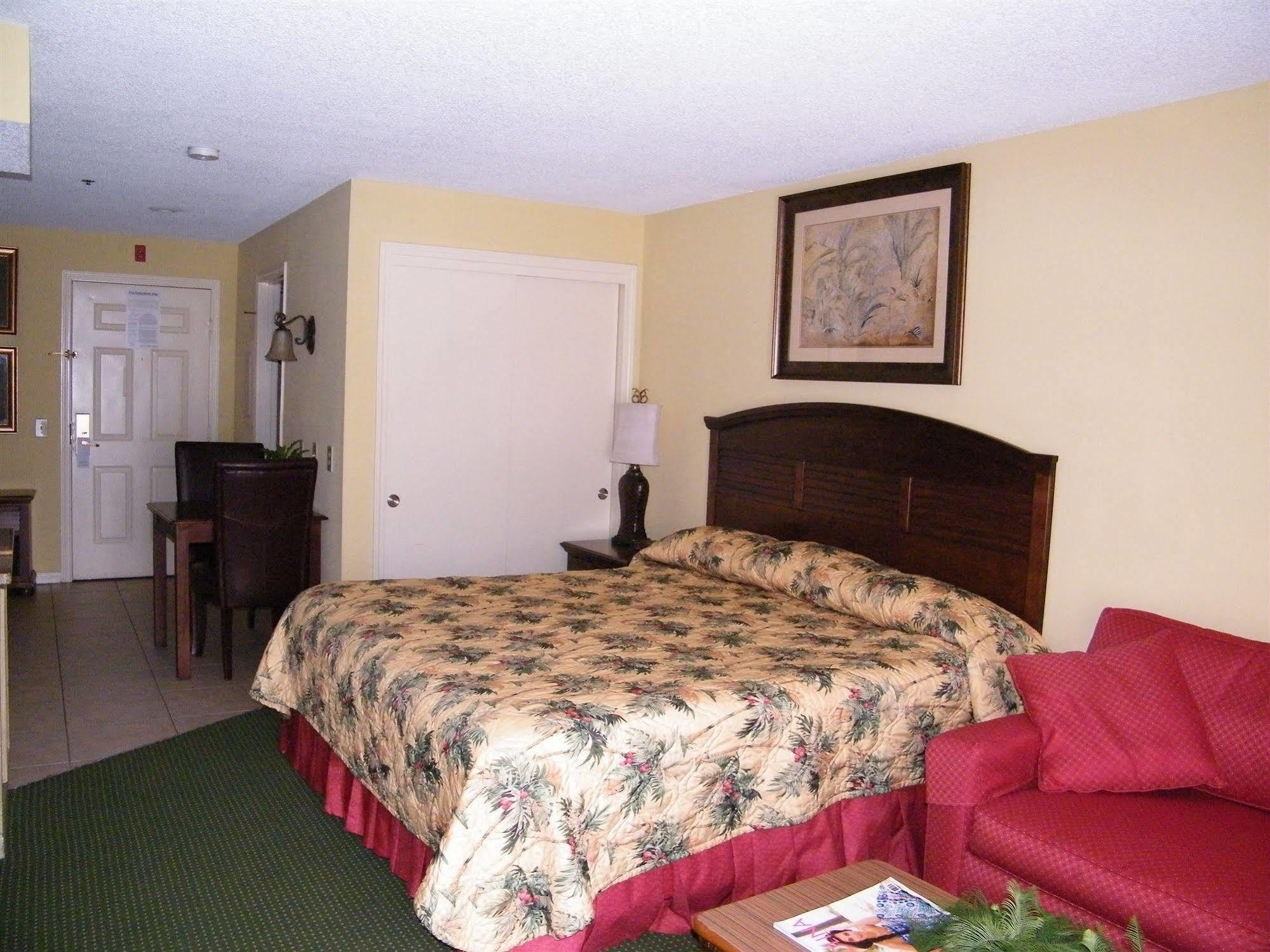 Palmera Inn And Suites Hilton Head Island Exterior photo